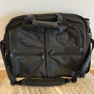 LIKE NEW | Tumi Expandable Organizer Laptop Briefcase  w/ Tumi pouch for cords